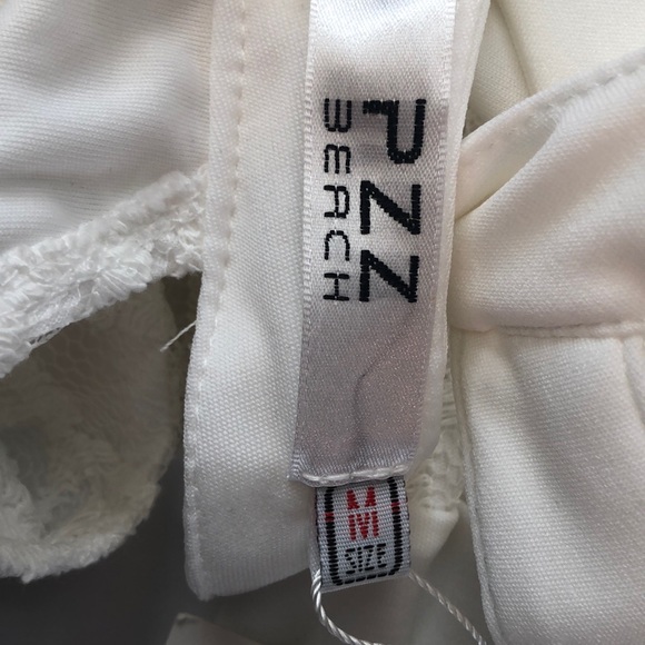 NEW PZZ Beach Floral Lace Halter Neck Dress Size Medium - Picture 9 of 10